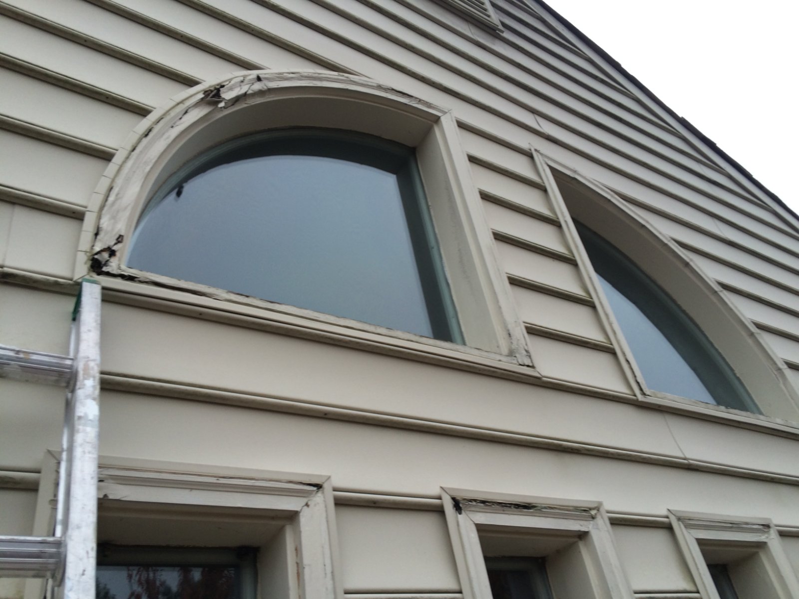Rotten Siding Repair Before